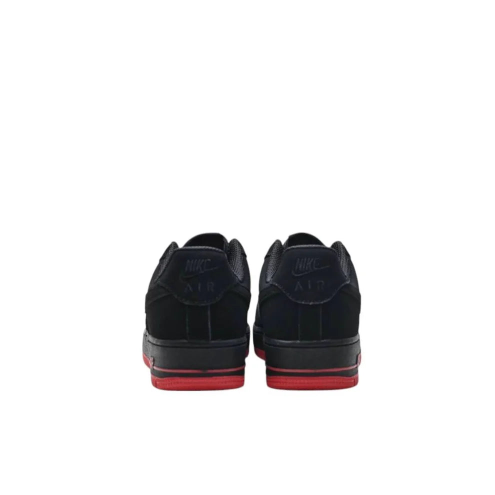 Sneakers Air Force 1 `07 Black & Red