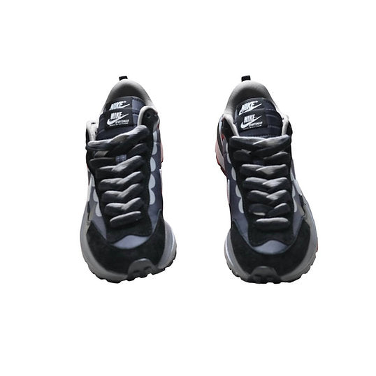 Sneakers VaporWaffle Black & Grey