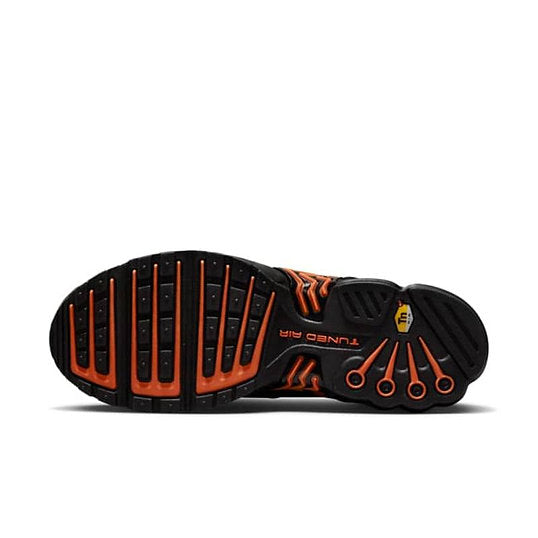 Sneakers Air Max Plus III Black Orange Spirograph