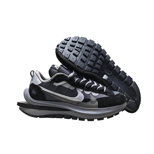 Sneakers VaporWaffle Black & Grey