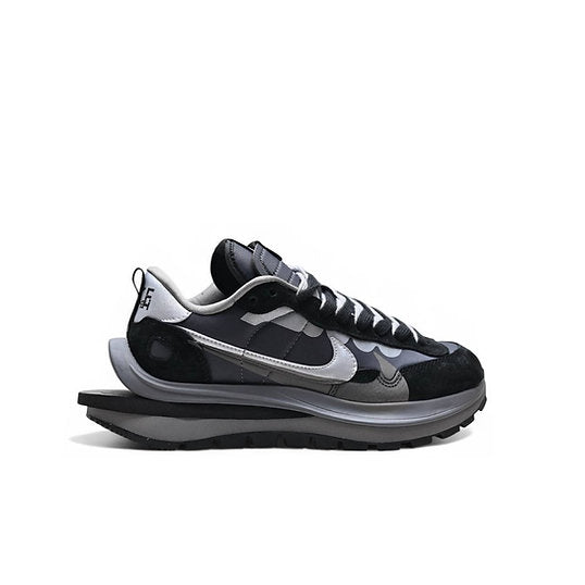 Sneakers VaporWaffle Black & Grey