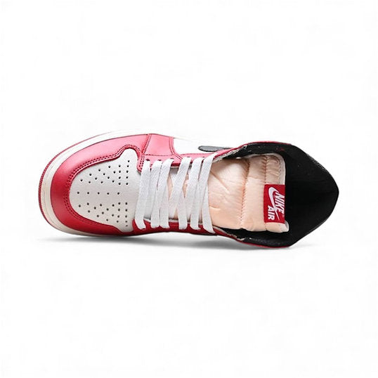 Sneakers AJ1 Retro High OG Chicago Lost and Found