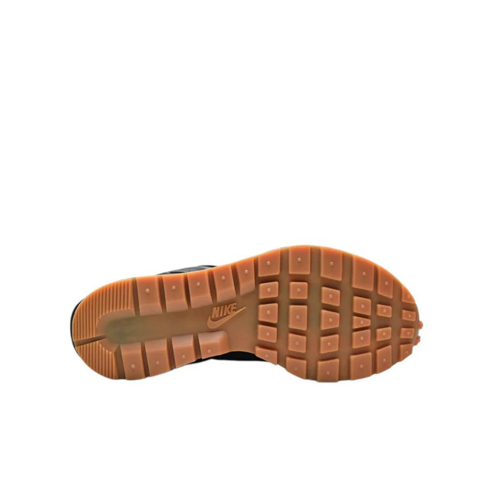 Sneakers VaporWaffle Black & Gum