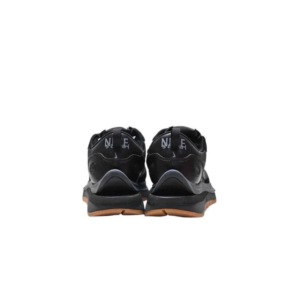 Sneakers VaporWaffle Black & Gum