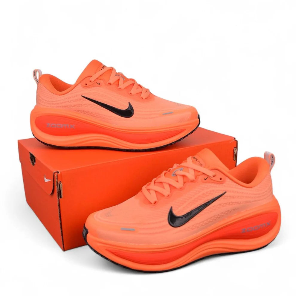 Sneakers Vomero Plus Orange Pulse