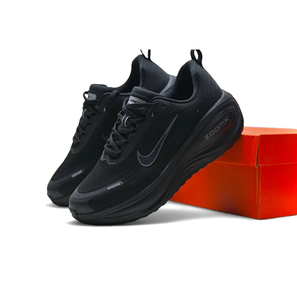 Sneakers Vomero Plus Black